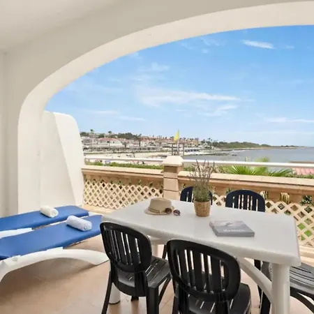 Apartamento Frente A La Playa Con Vistas Perfectas Al Mar *